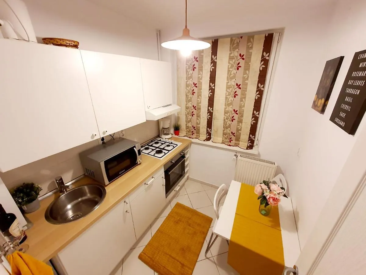 Downtown, Ideal For Longer Stays, Family Friendly Apartment - Nb73A Bucharest