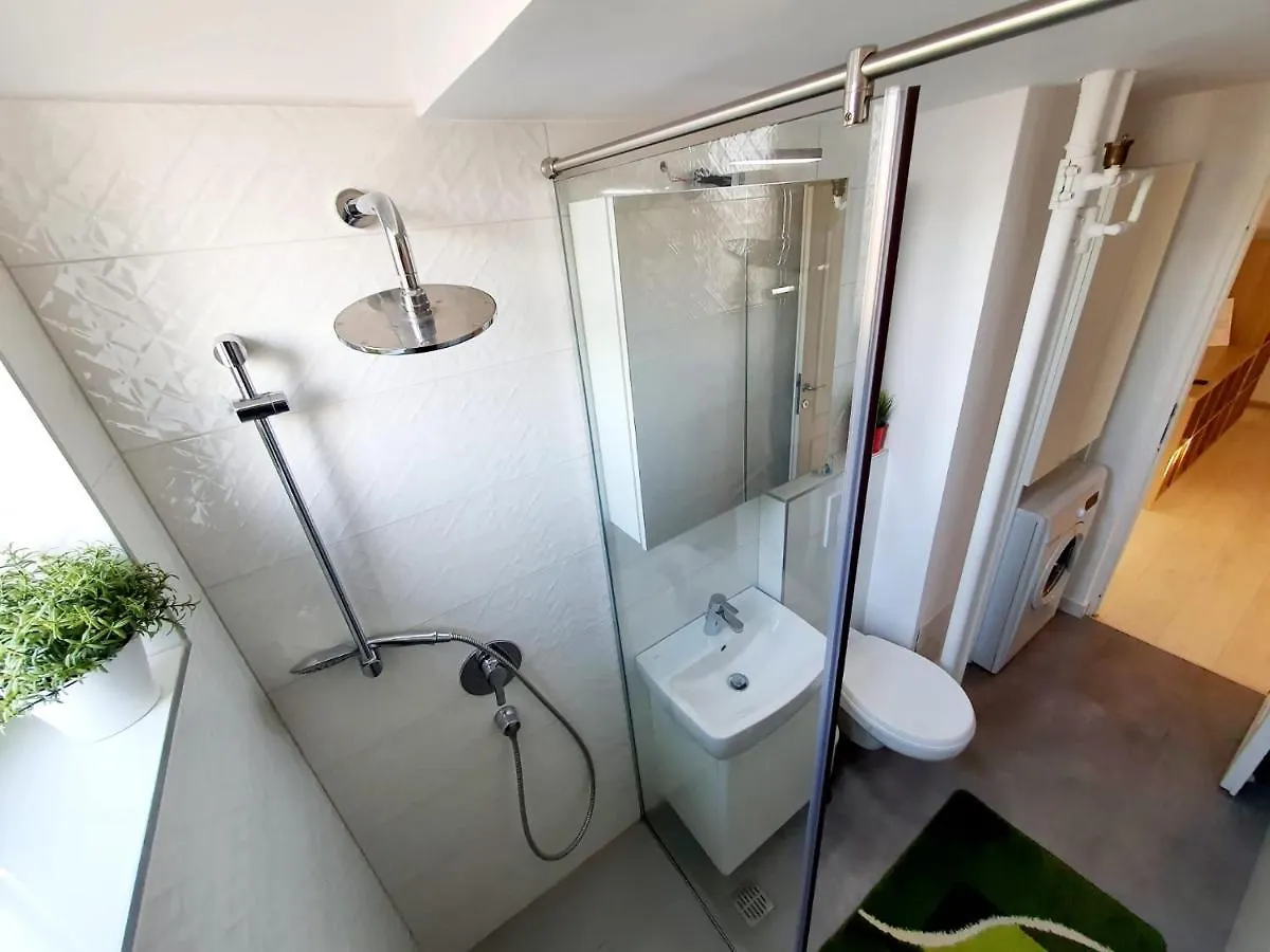 Downtown, Ideal For Longer Stays, Family Friendly Apartment - Nb73A Bucharest 0*,  Romania