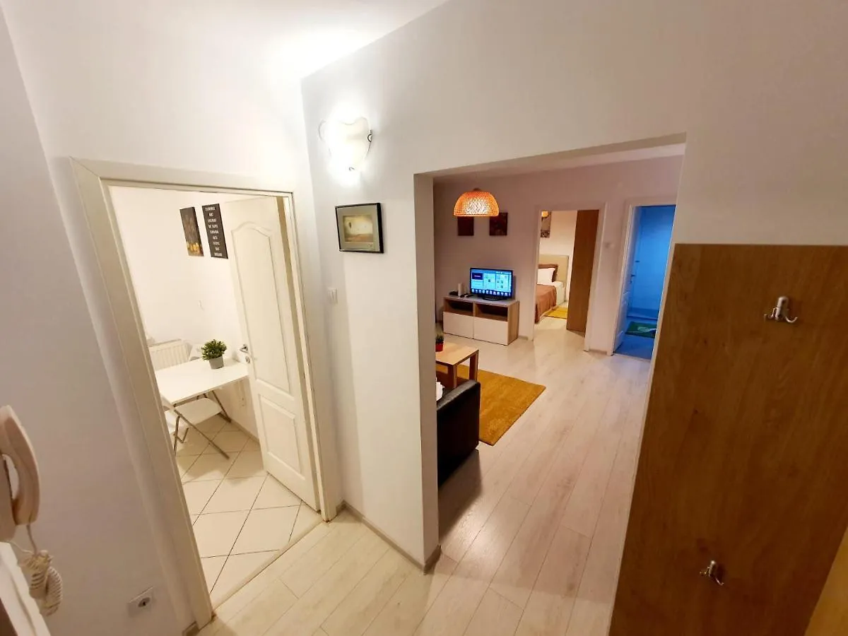 Downtown, Ideal For Longer Stays, Family Friendly Apartment - Nb73A Bucharest