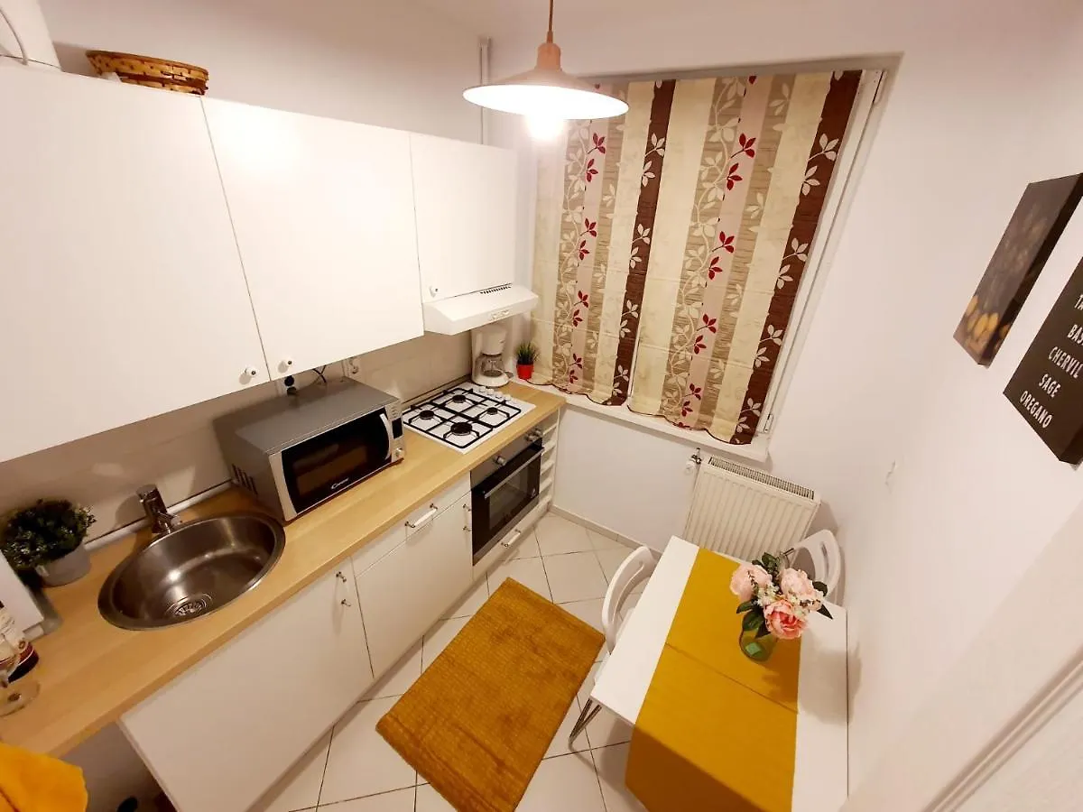 Downtown, Ideal For Longer Stays, Family Friendly Apartment - Nb73A Bucharest 0*,