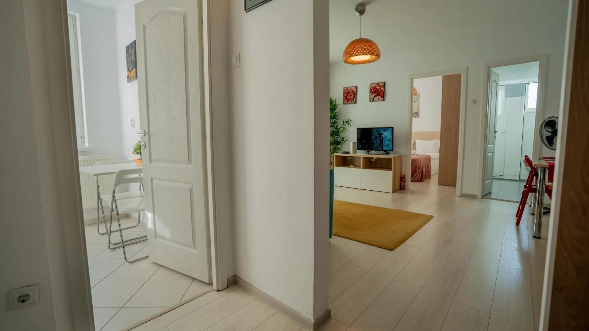 Downtown, Ideal For Longer Stays, Family Friendly Apartment - Nb73A Bucharest 0*,